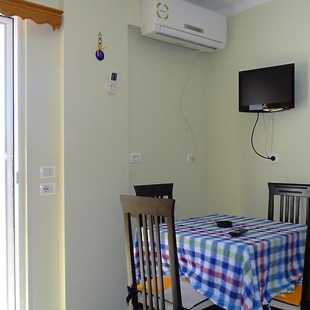 Modern Sea View Apartment Ksamil Eksteriør billede