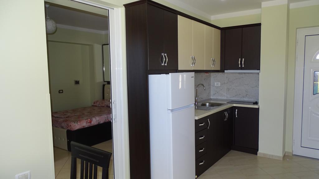 Modern Sea View Apartment Ksamil Eksteriør billede